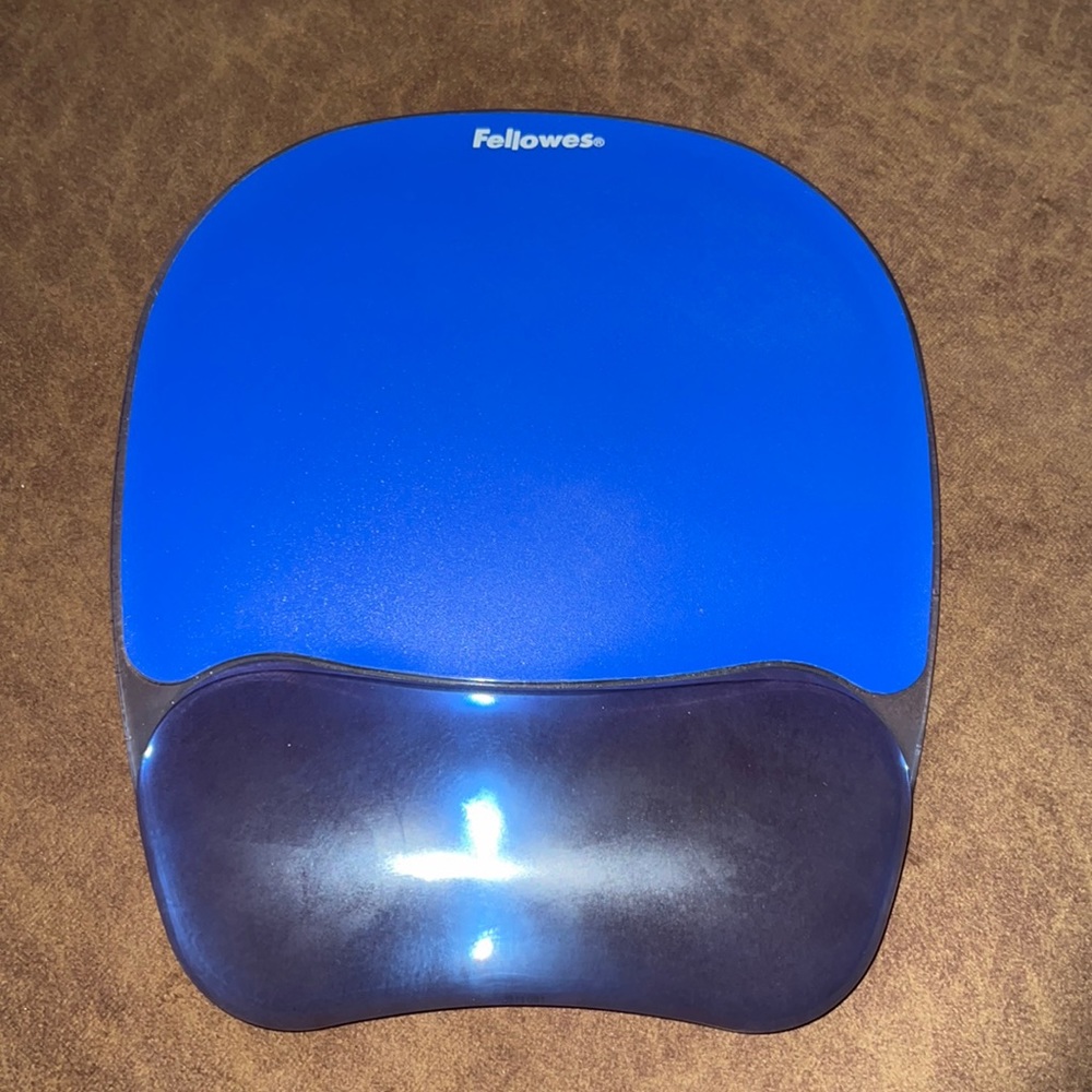 Fellowes Royal Blue Gel Wrist Support Mouse Pad